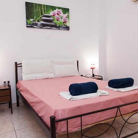 Cozy Apartment In Pireas Piraeus Exterior photo